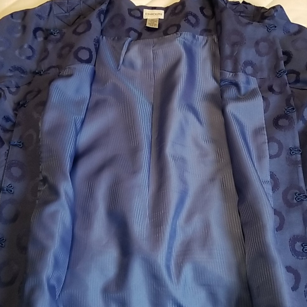 Chicos Hook Front Lined Print Jacket - image 7